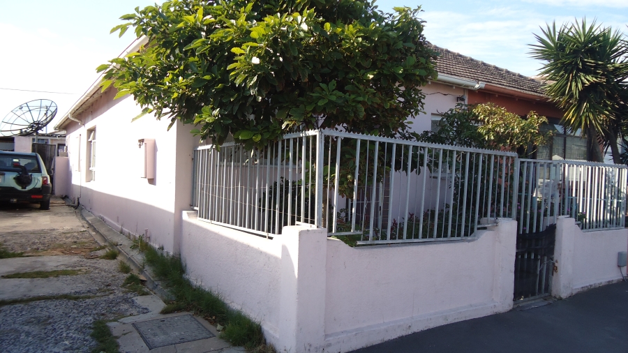 2 Bedroom Property for Sale in Brooklyn Western Cape